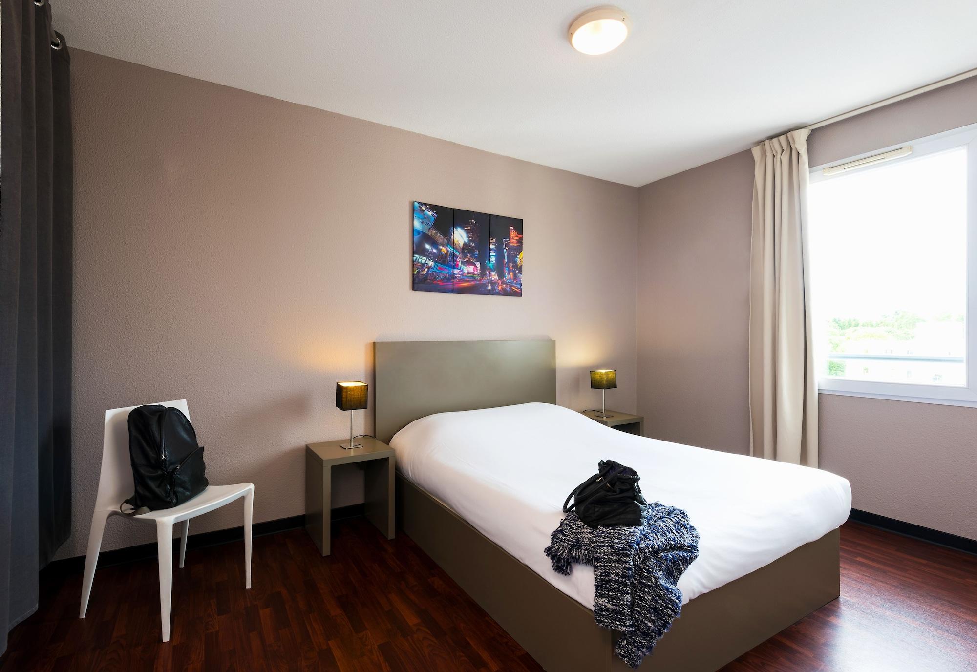 Teneo Apparthotel Talence - Arthena Екстериор снимка